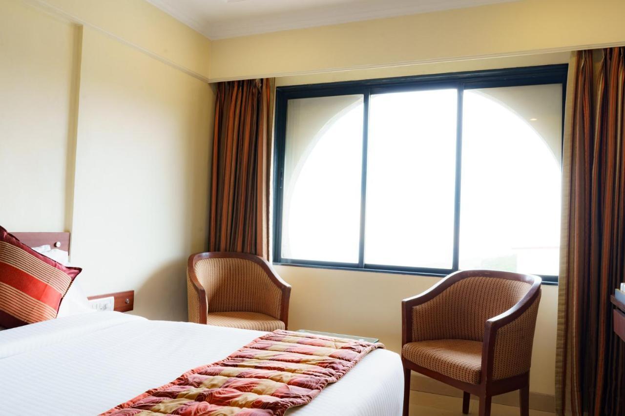 Valley View Beacon Resort Mahabaleshwar Exterior photo